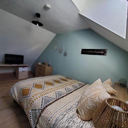 Studio Grand Lit 160 Tout Equipe Wifi Le Creusot Exteriör bild