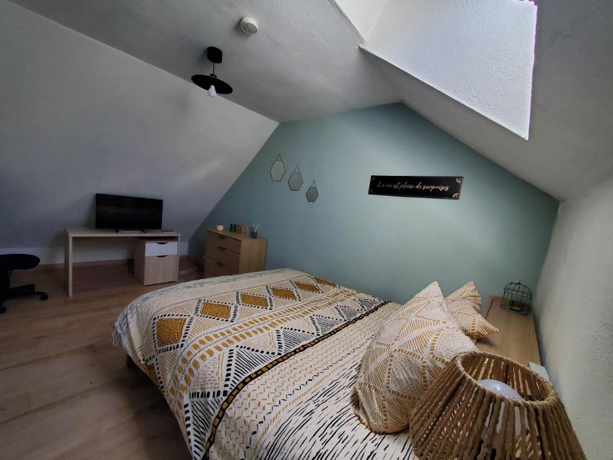 Studio Grand Lit 160 Tout Equipe Wifi Le Creusot Exteriör bild